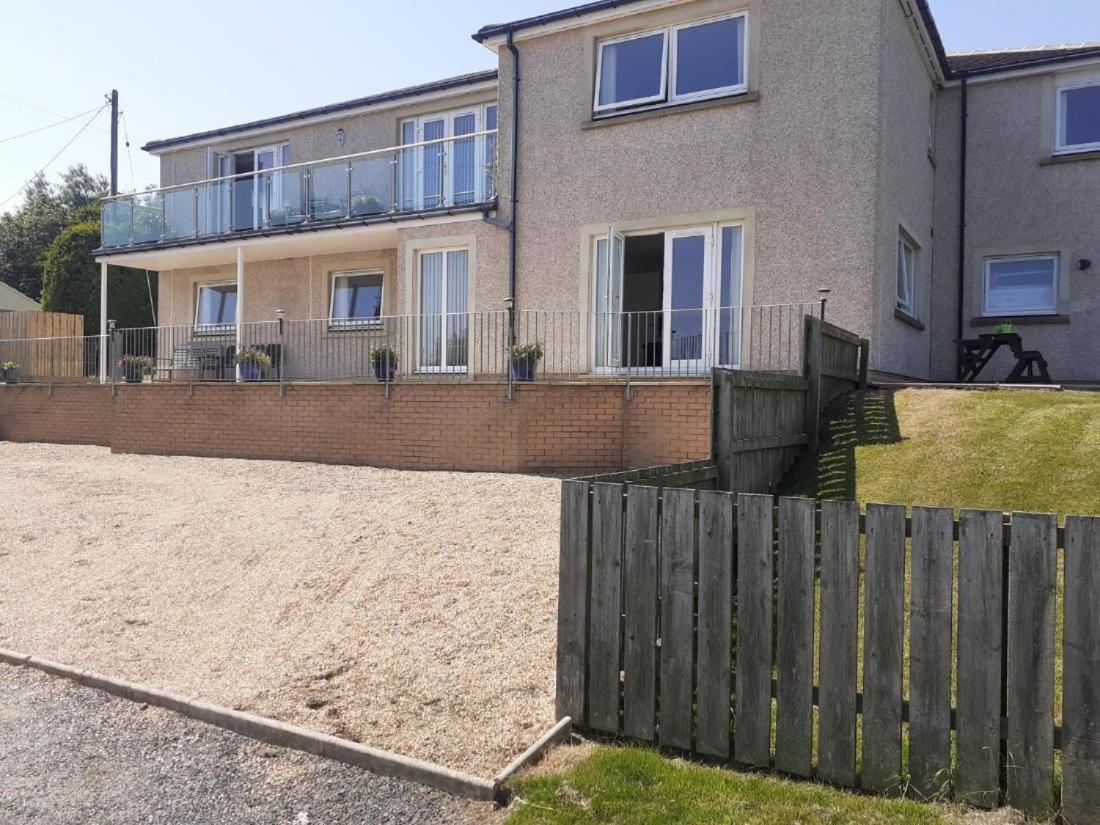 Elmbank Accommodation Berwick Upon Tweed Exterior photo